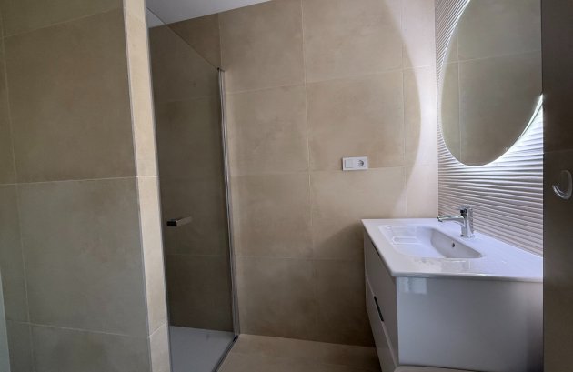 Herverkoop - Villa -
Finestrat