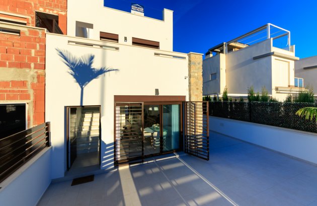 Nieuwbouw  - Geschakelde woning -
Pilar de la Horadada
