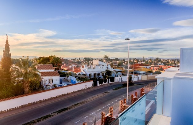 Nieuwbouw  - Geschakelde woning -
Pilar de la Horadada