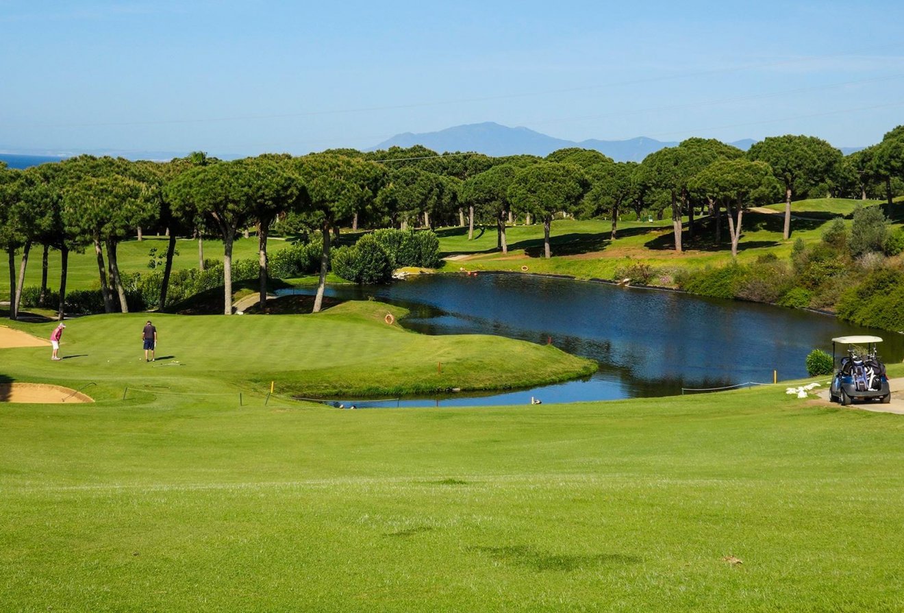 New Build - Apartment / flat -
Marbella - Cabopino Golf
