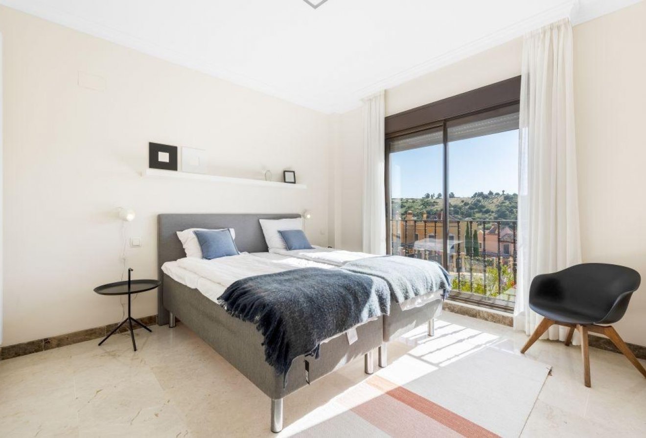 Nieuwbouw  - Geschakelde woning -
Estepona - Azata Golf Estepona Oeste