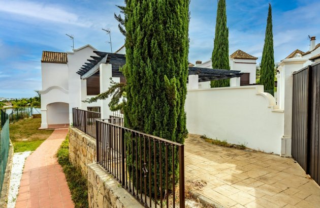 Nieuwbouw  - Geschakelde woning -
Estepona - Azata Golf Estepona Oeste