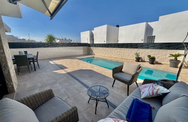 Nieuwbouw  - Villa -
Benijofar