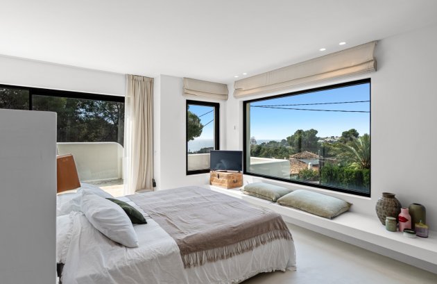 Resale - Villa -
Moraira - Andrago