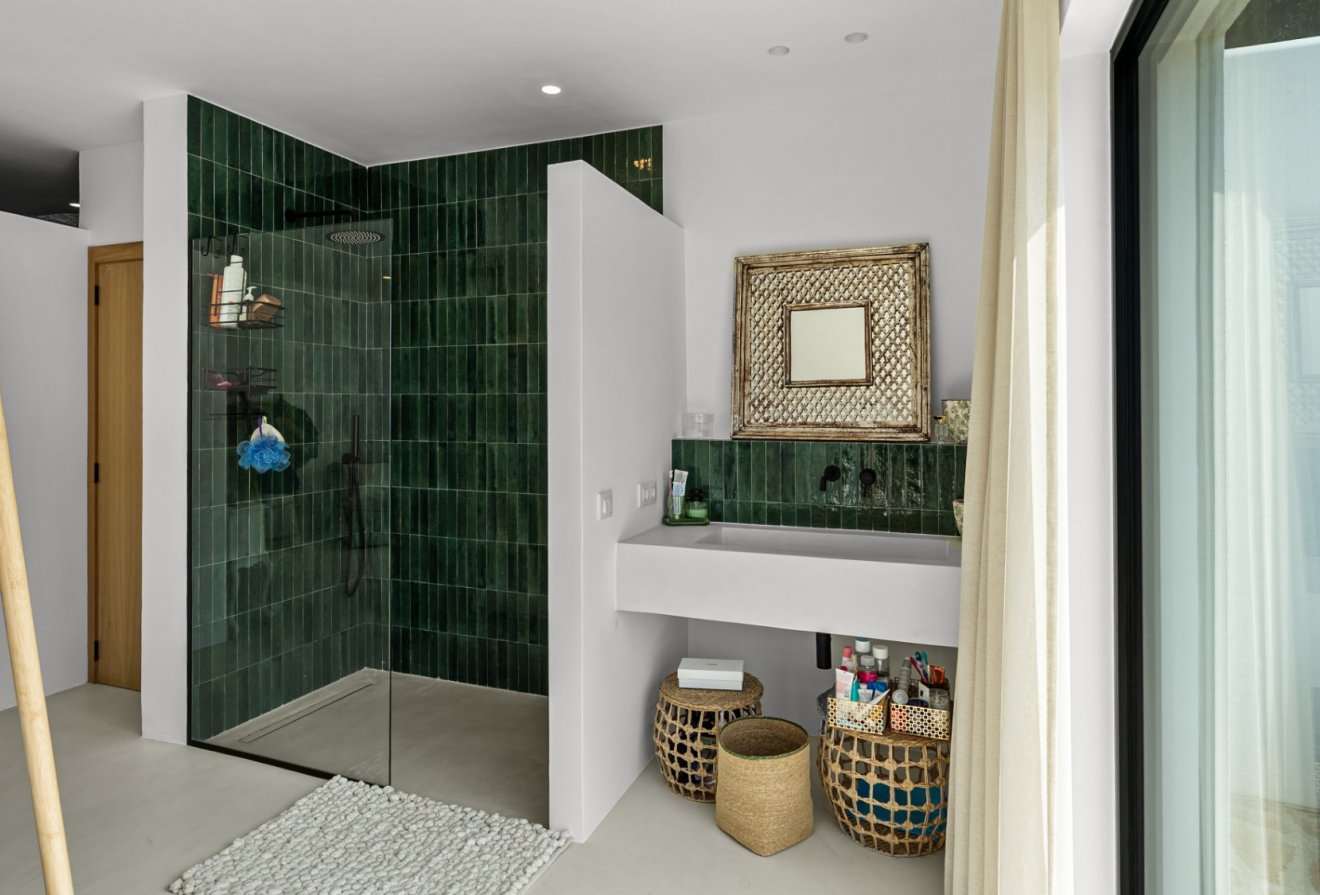 Resale - Villa -
Moraira - Andrago