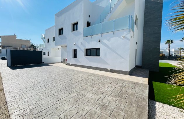 Nieuwbouw  - Villa -
Torrevieja