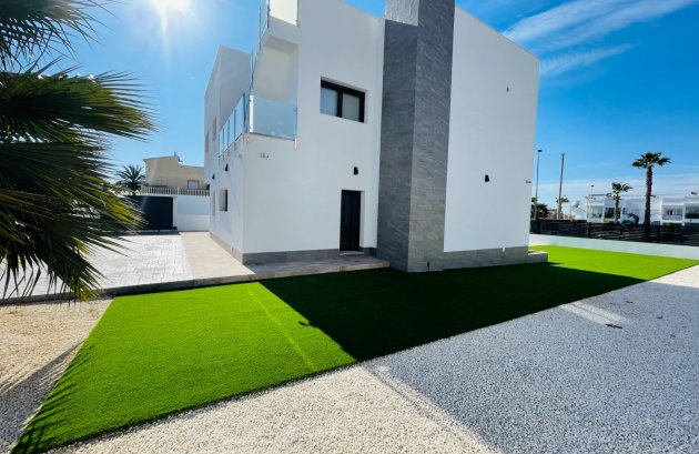Nieuwbouw  - Villa -
Torrevieja