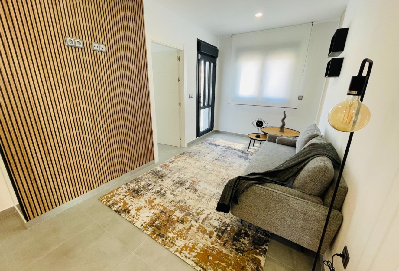 Nieuwbouw  - Villa -
Torrevieja