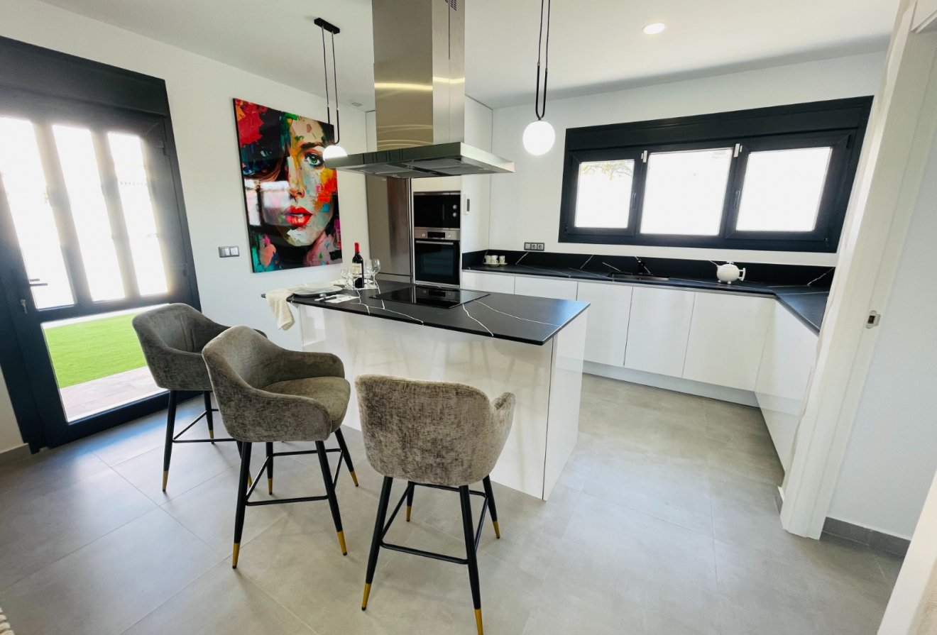 Nieuwbouw  - Villa -
Torrevieja