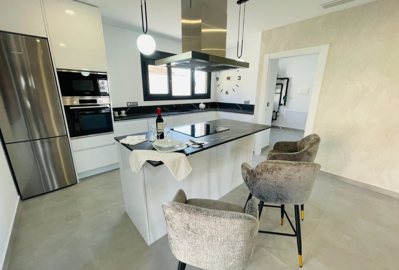 Nieuwbouw  - Villa -
Torrevieja