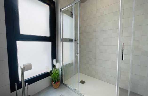 Nieuwbouw  - Villa -
Torrevieja