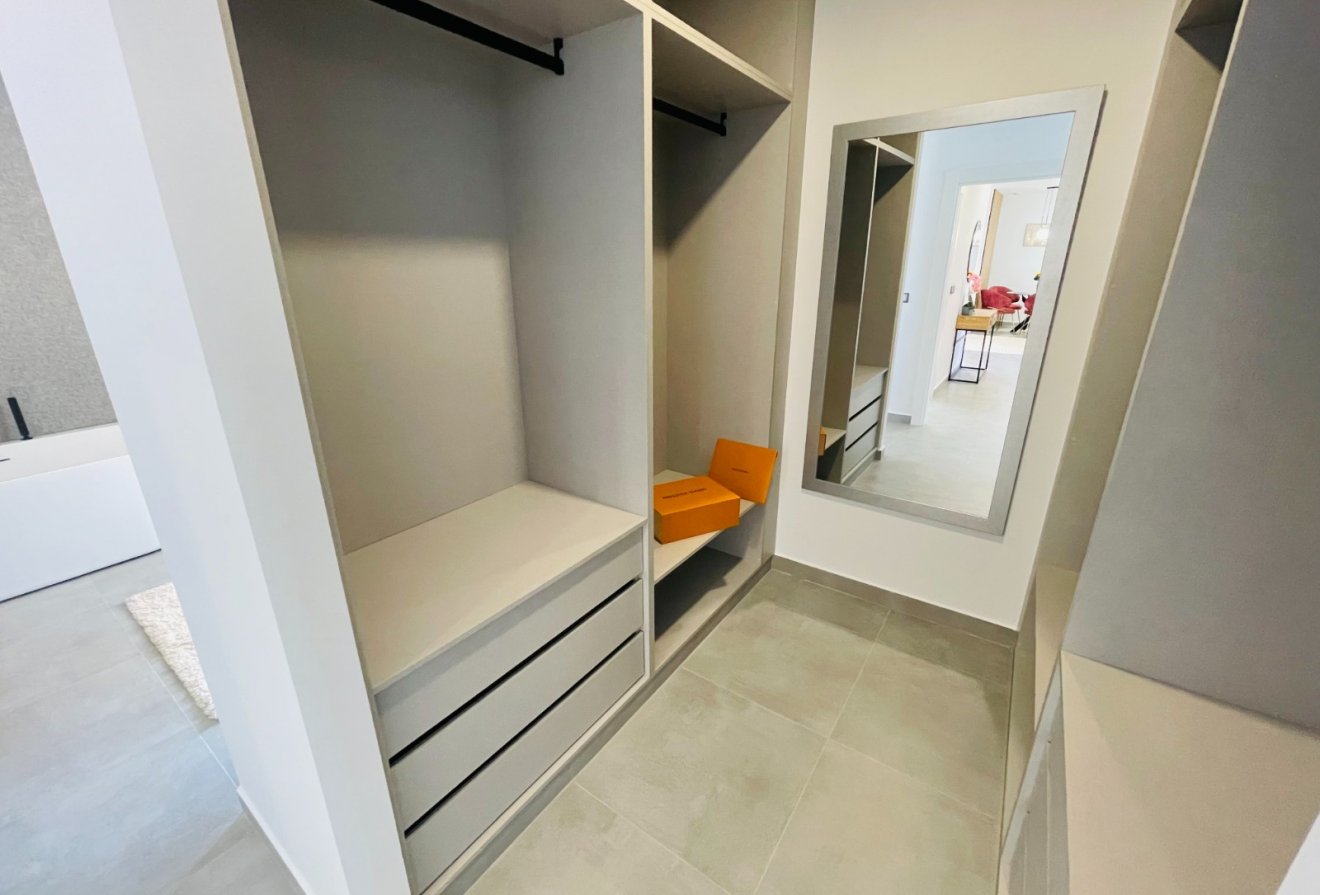 Nieuwbouw  - Villa -
Torrevieja