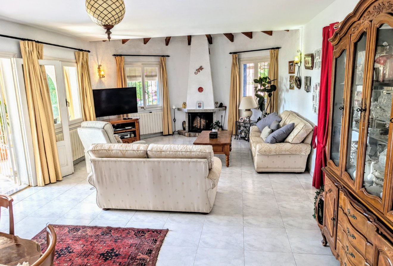 Herverkoop - Villa -
Benitachell