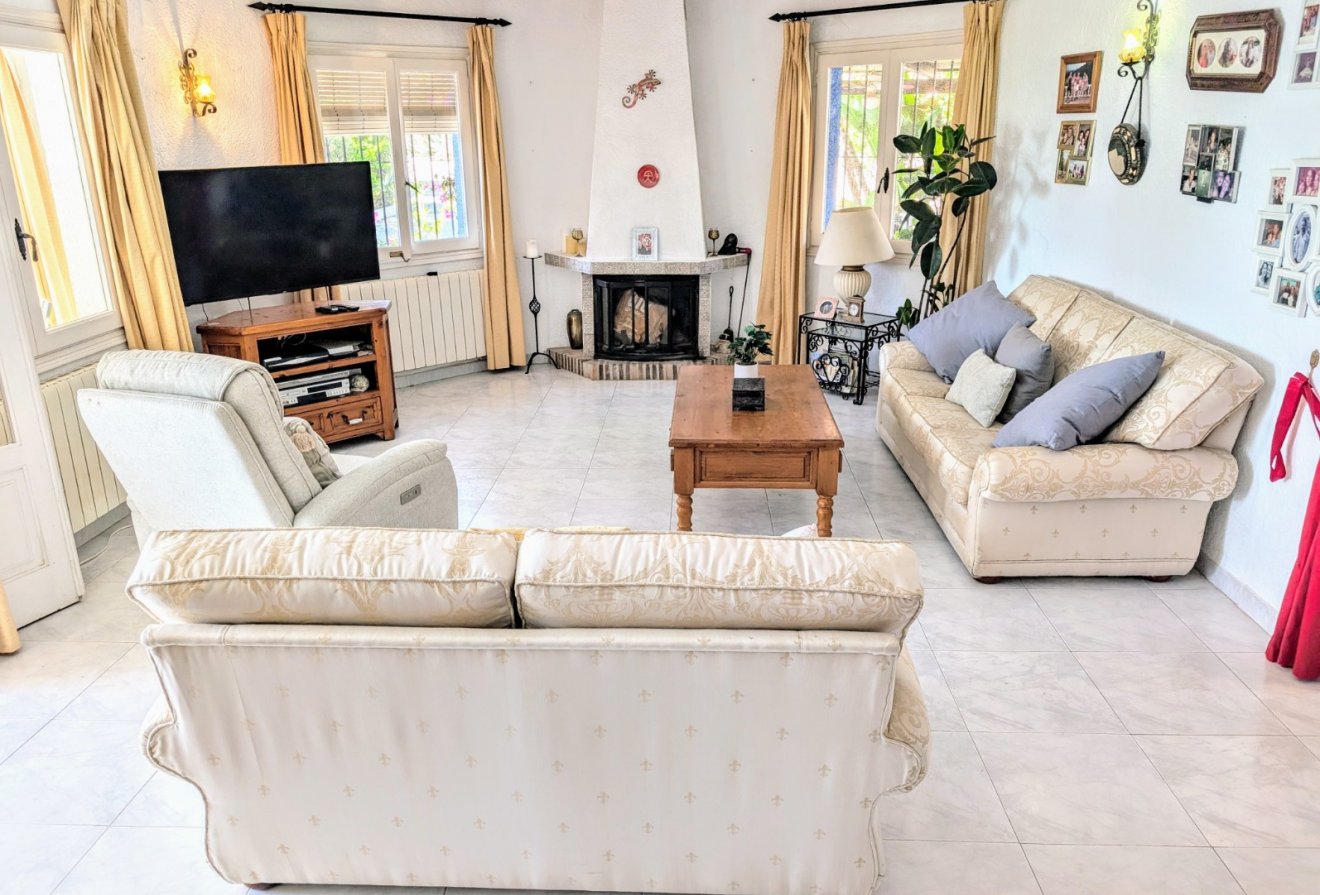 Herverkoop - Villa -
Benitachell