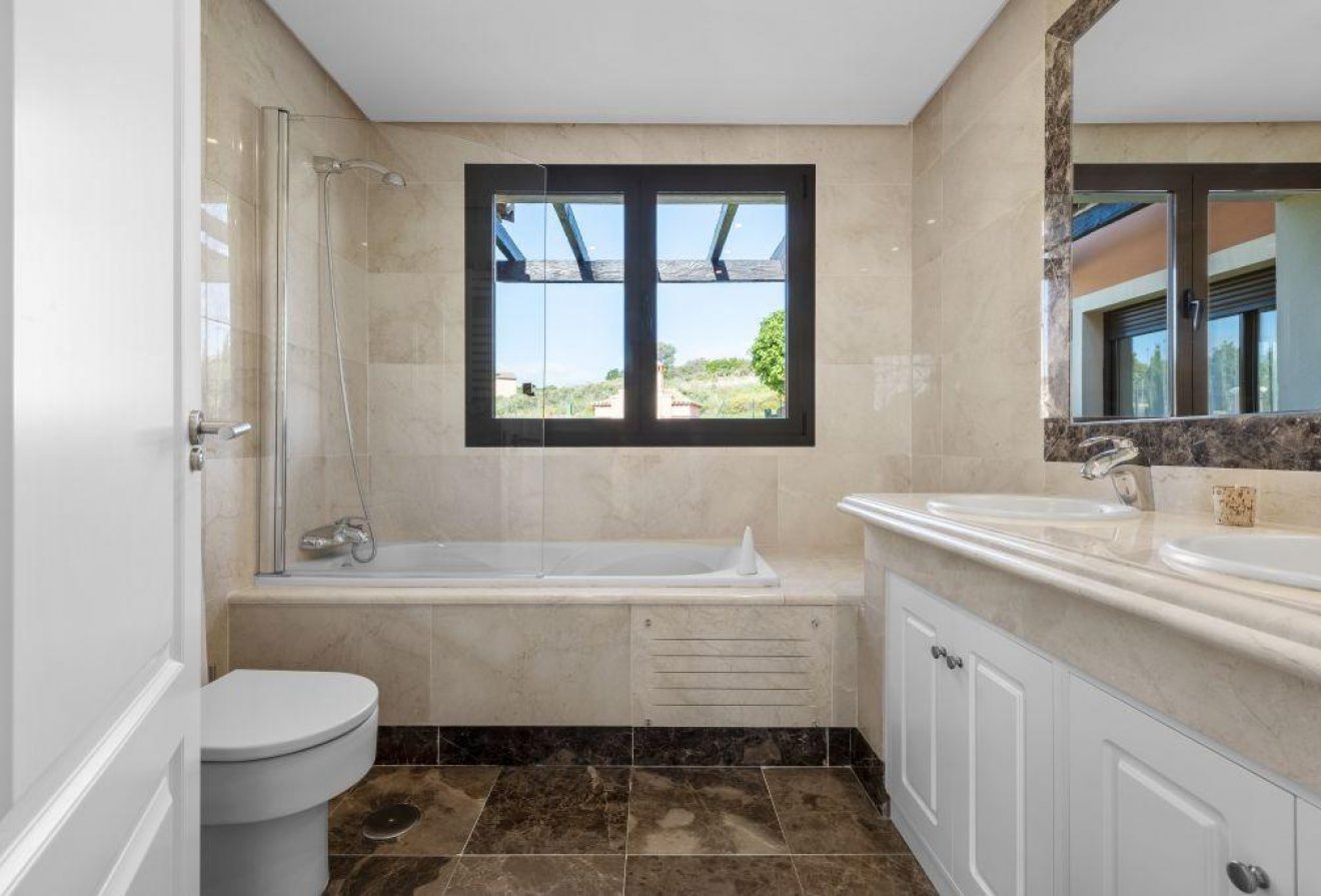 Nieuwbouw  - Villa -
Estepona - Azata Golf Estepona Oeste