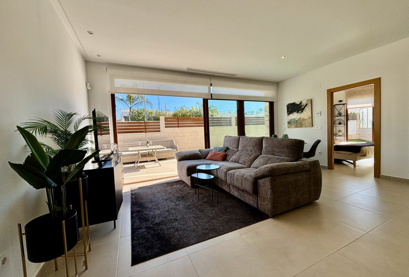 Nieuwbouw - Villa -
Benijofar