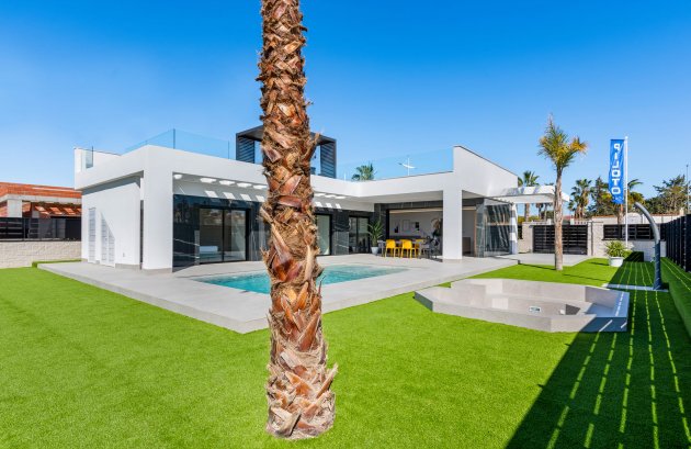 Nieuwbouw  - Villa -
La Finca Golf