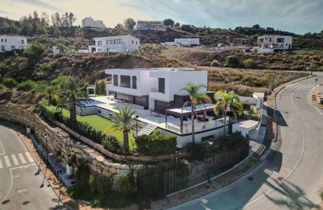 Nieuwbouw - Villa -
Mijas