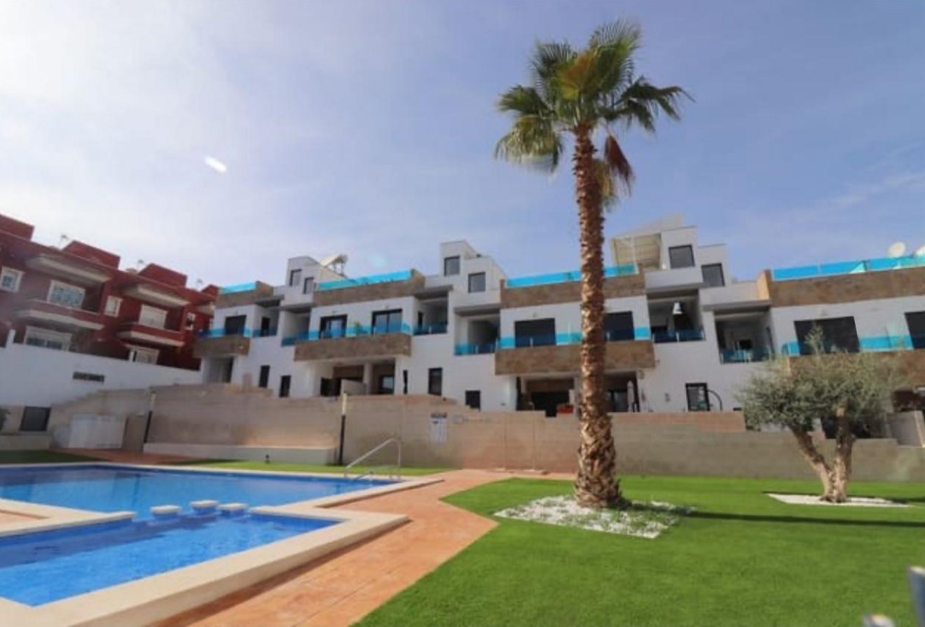 Nieuwbouw  - Geschakelde woning -
Bigastro