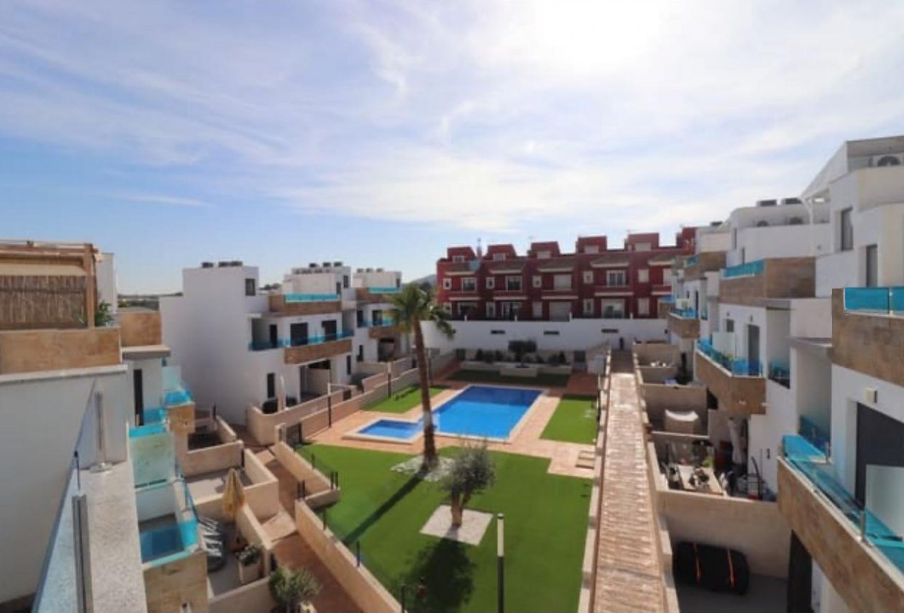 Nieuwbouw  - Geschakelde woning -
Bigastro