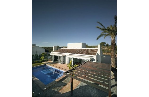 Nieuwbouw - Villa -
Peraleja Golf