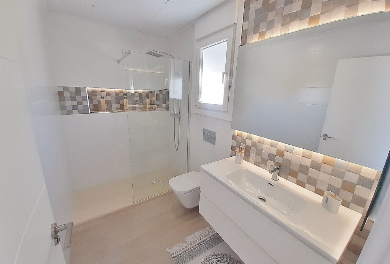 Nieuwbouw  - Geschakelde woning -
Avileses