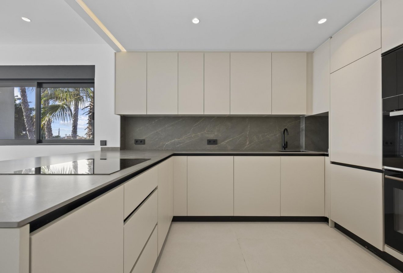 Nieuwbouw  - Penthouse -
Estepona - El Paraíso