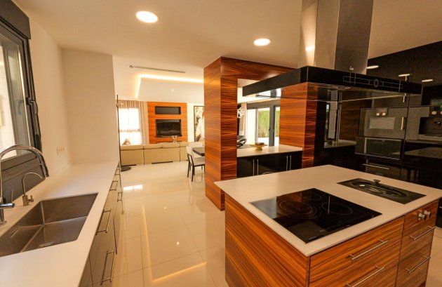 New Build - Villa -
Torrevieja
