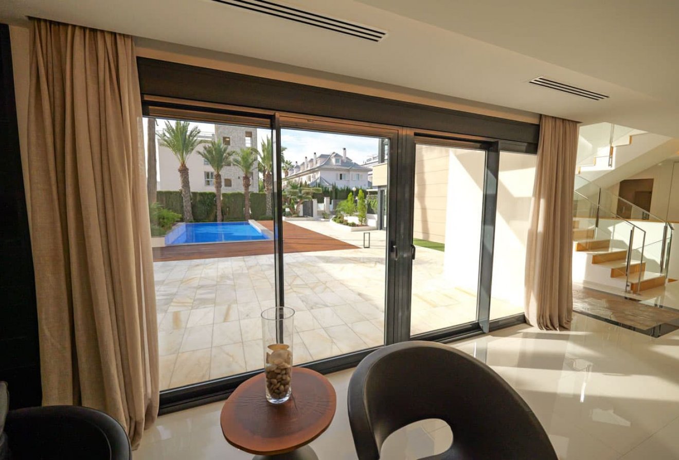 New Build - Villa -
Torrevieja