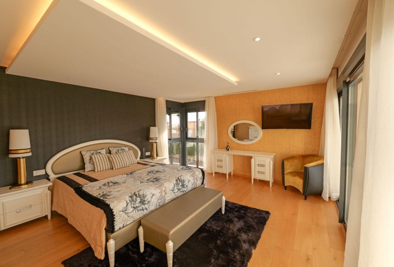 New Build - Villa -
Torrevieja