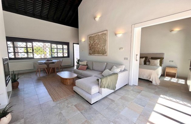 Nieuwbouw  - Geschakelde woning -
Peraleja Golf