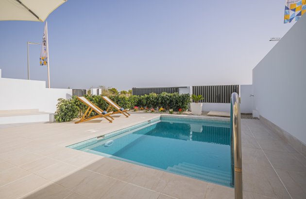 Nieuwbouw - Geschakelde woning -
Torrevieja