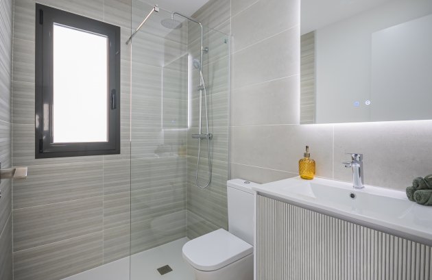 Nieuwbouw - Geschakelde woning -
Torrevieja