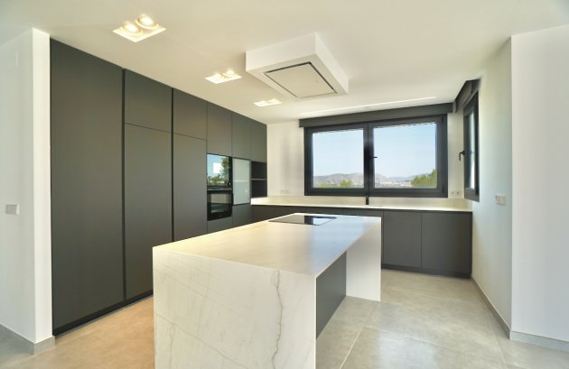 Herverkoop - Villa -
Moraira - Benimeit