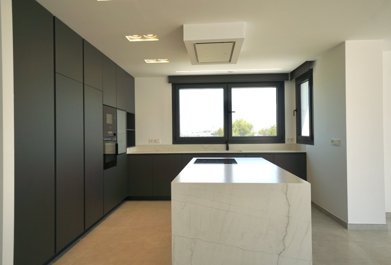 Herverkoop - Villa -
Moraira - Benimeit