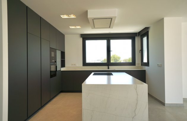 Herverkoop - Villa -
Moraira - Benimeit