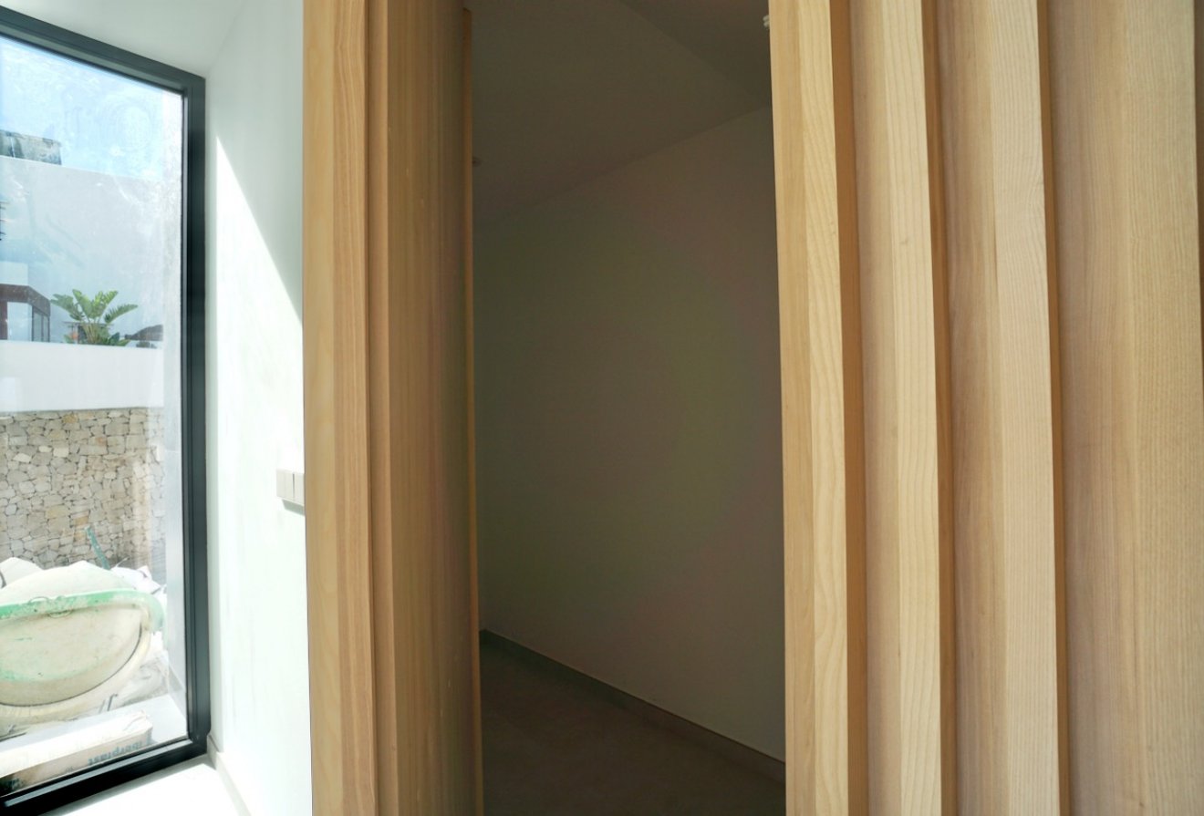 Herverkoop - Villa -
Moraira - Benimeit