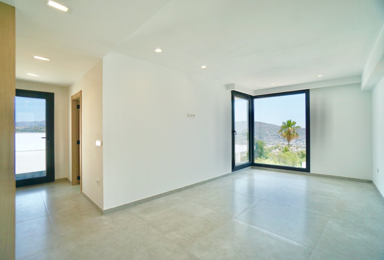 Herverkoop - Villa -
Moraira - Benimeit