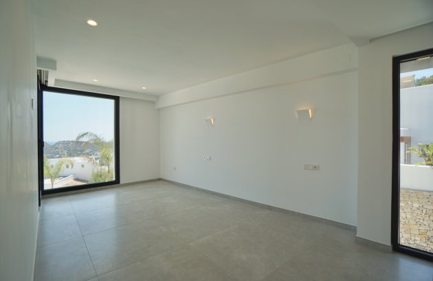 Herverkoop - Villa -
Moraira - Benimeit