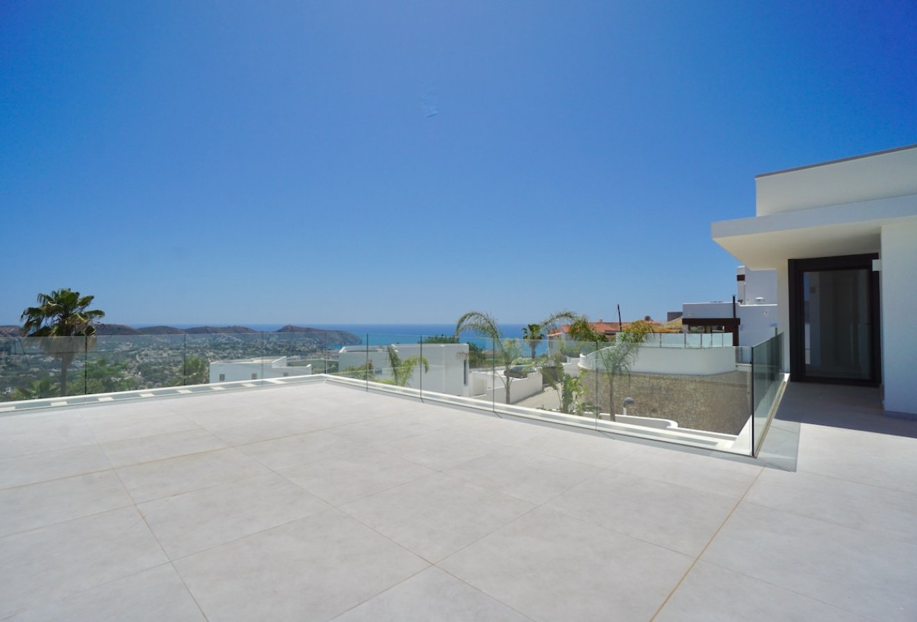 Herverkoop - Villa -
Moraira - Benimeit
