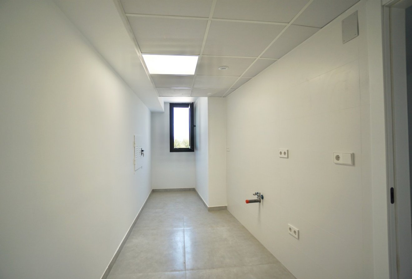 Herverkoop - Villa -
Moraira - Benimeit