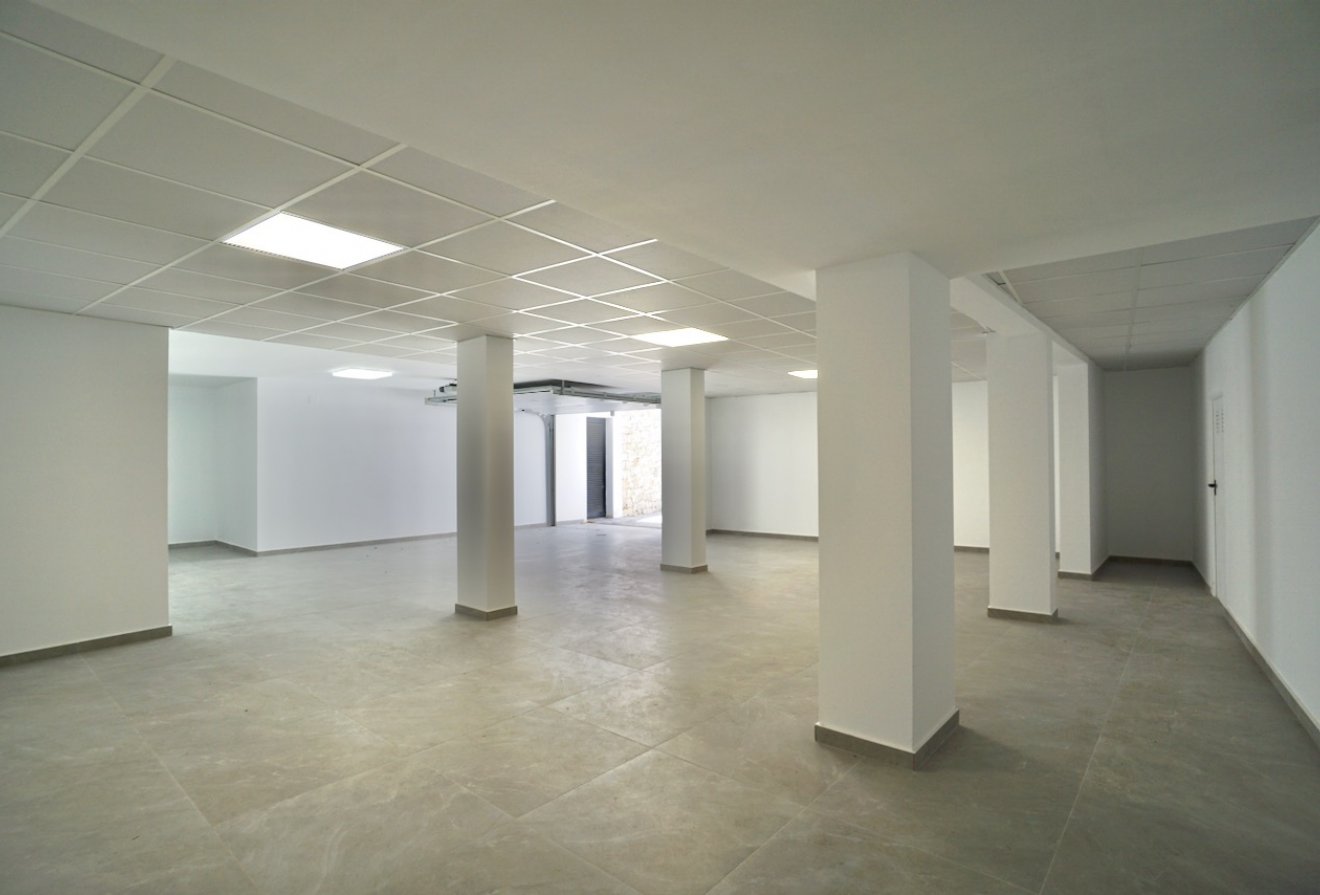 Herverkoop - Villa -
Moraira - Benimeit