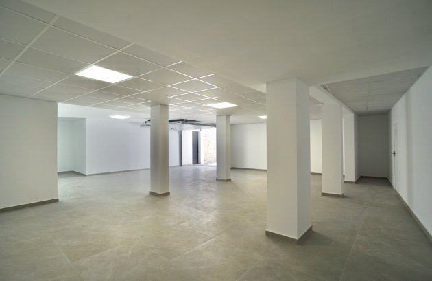 Herverkoop - Villa -
Moraira - Benimeit