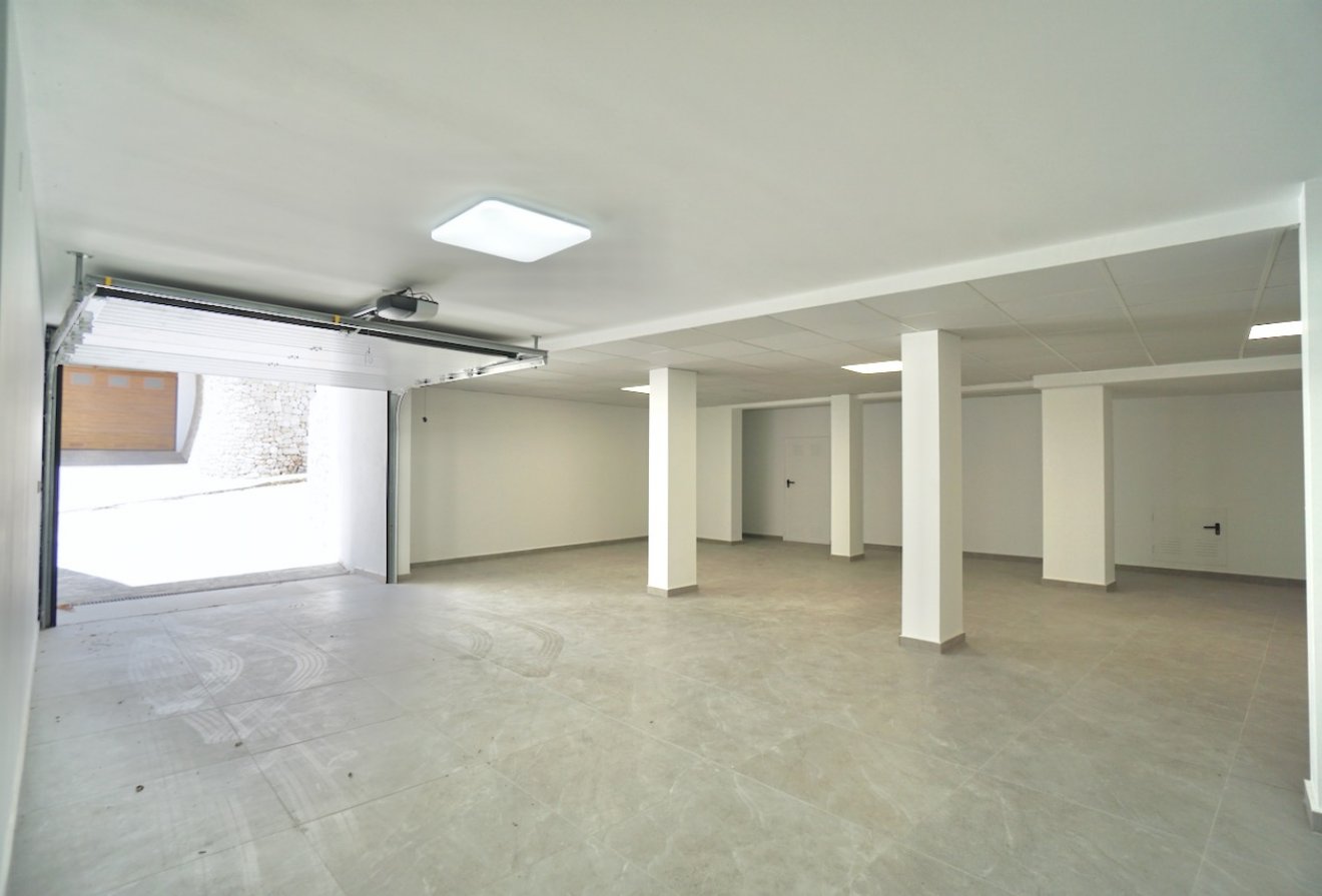 Herverkoop - Villa -
Moraira - Benimeit