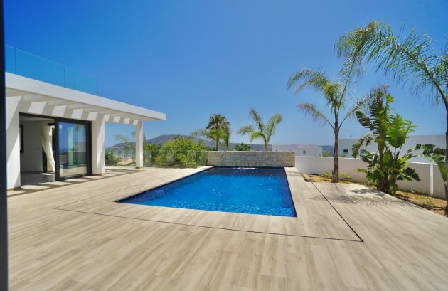 Herverkoop - Villa -
Moraira - Benimeit