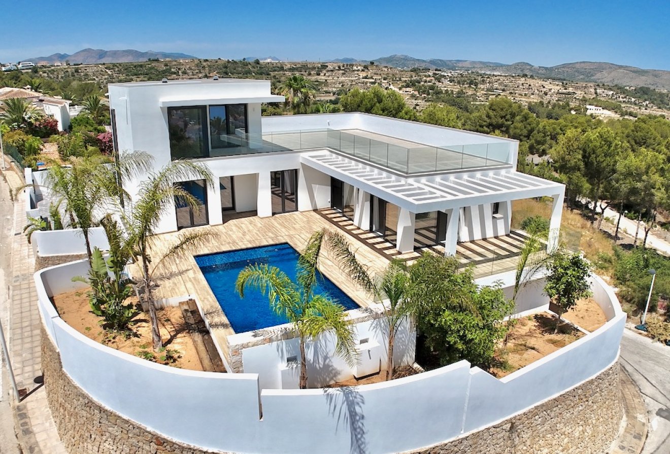 Herverkoop - Villa -
Moraira - Benimeit