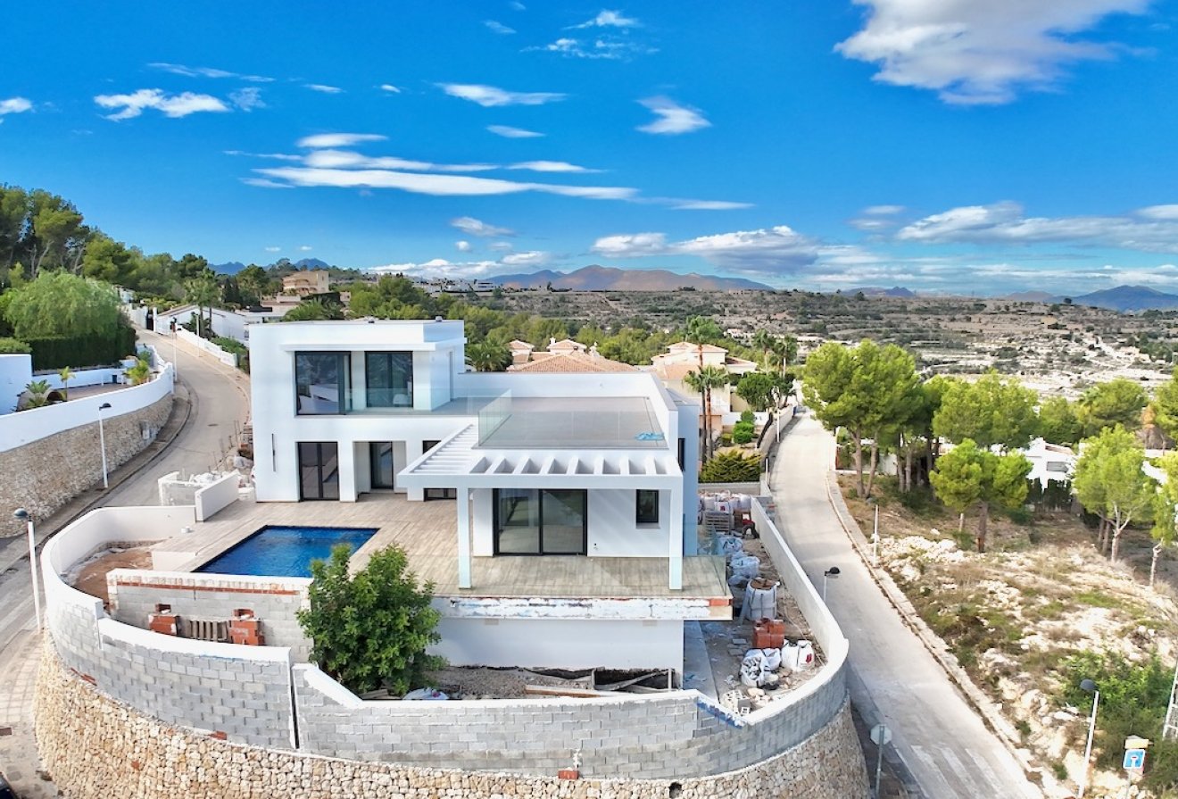 Herverkoop - Villa -
Moraira - Benimeit