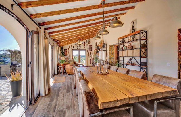 Herverkoop - Villa -
Benissa - Partida Llenes