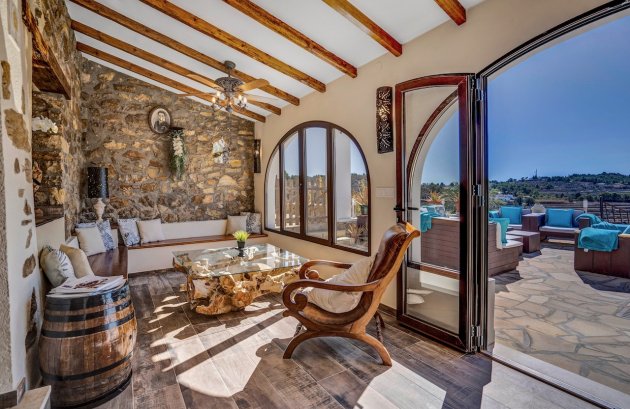 Herverkoop - Villa -
Benissa - Partida Llenes