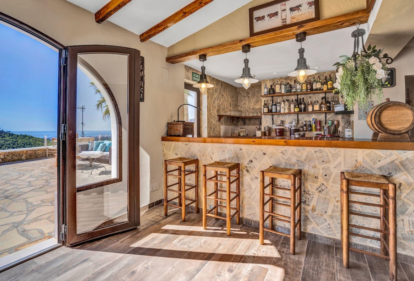 Herverkoop - Villa -
Benissa - Partida Llenes